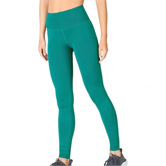 FABLETICS - Picture 1 of 8